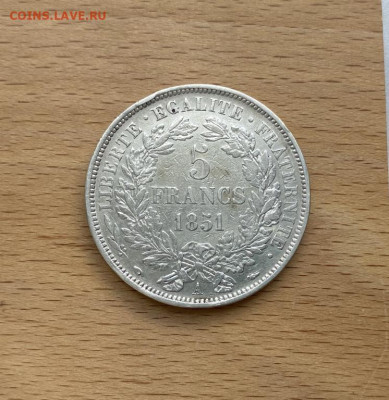 Франция 5 франков 1851 Богиня Церера Серебро - francija_5_frankov_1851_boginja_cerera_serebro_krona_shajba (1)
