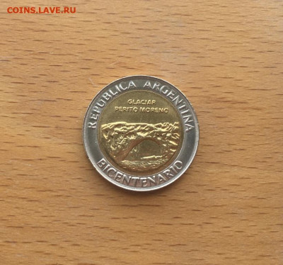 Аргентина 1 песо 2010 200 лет Аргентине ледник Перито-Морено - bimetall_argentina_1_peso_2010_200_let_argentine_lednik_perito_moreno