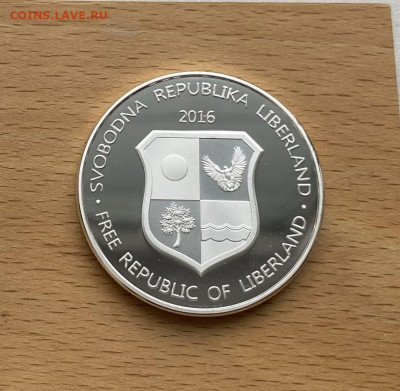 Крона Шайба Либерленд 500 центов 2016 Чемпионат Мира Футбол - krona_shajba_liberlend_500_centov_2016_chempionat_mira_po_futbolu_2018_sport_pruf_proof (1)