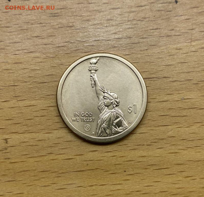 США 1$ доллар 2021 P Американские Инновации Северная Каролин - ssha_1_dollar_2021_p_amerikanskie_innovacii_severnaja_karolina_pervyj_gosudarstvennyj_universitet_unc (1)