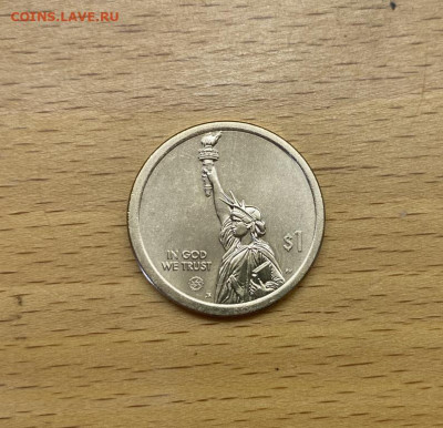 США 1$ доллар 2021 двор D Вирджиния Мост-тоннель - ssha_1_dollar_2021_dvor_d_amerikanskie_innovacii_virdzhinija_most_tonnel_cherez_chesapikskij_zaliv_unc (1)