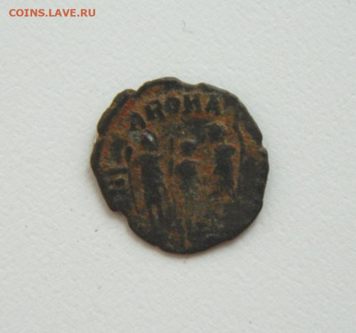 Др. Рим, имп. Феодосий II (?) , 406-408 г.С рубля! до 16.07. - DSCN6358.JPG