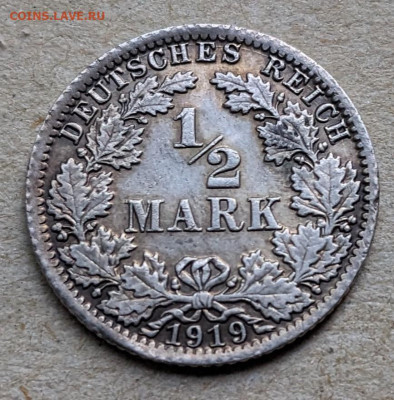 2 марки 1919A до 22-00 16.07 - PXL_20250711_161049376~2