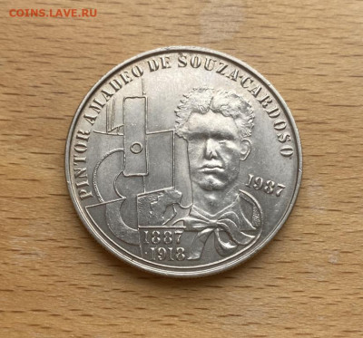 Португалия 100 эскудо 1987 100 лет Амадеу ди Соуза-Кардозу - portugalija_100_eskudo_1987_100_let_so_dnja_rozhdenija_amadeu_di_souza_kardozu