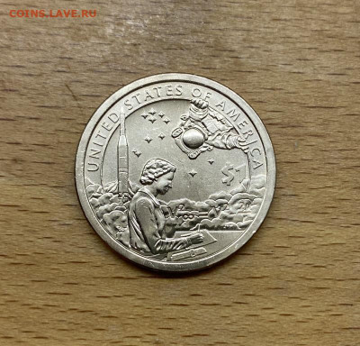 США 1$ доллар 2019 двор P индейцы в космосе UNC - ssha_1_dollar_2019_dvor_p_sakagaveja_indianka_amerikanskie_indejcy_v_kosmose_unc