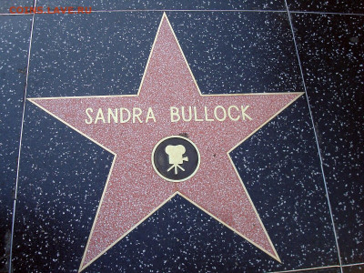 Вопросом на вопрос! - Sandra_Bullocks_Star_on_the_Hollywood_Walk_of_Fame.JPG