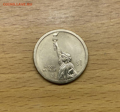 США 1$ доллар 2023 двор P Американские Инновации Нью-Йорк - ssha_1_dollar_2023_dvor_p_amerikanskie_innovacii_nju_jork_eri_kanal_unc (1)