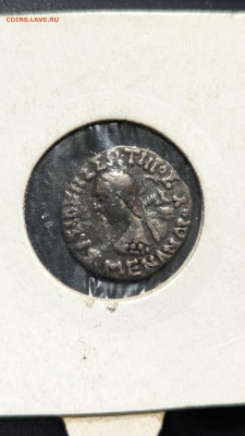 Оценка двух античных монет, Менандр, 155-130 до н э. Серебро - PXL_20250808_105329169.MV