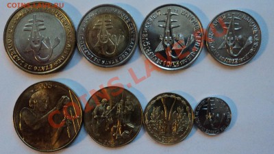 Наборы иностранных монет UNC - Низкие цены - DSC02298.JPG