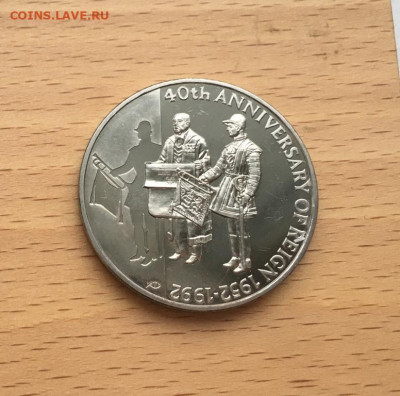 Шайба Фолклендские острова 50 пенсов 1992 40 лет правления - krona_shajba_folklendskie_ostrova_50_pensov_1992_40_let_pravlenija_folklendy
