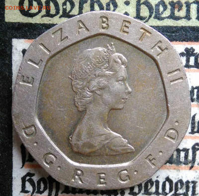 Великобритания 20 пенсов 1982 года до 25.08.2025 - IMG_20250816_234544