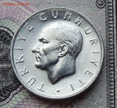 Турция 1 лира 1982 нечастая №3 до 11.09.2025 - Турция 1 лира 1982 нечастая .JPG