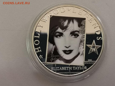 5дол 2011 О-ва Кука, Легенды Голливуда Э.Тэйлор,Ag925, до 28 - Ю Голливуд Тейлор-1