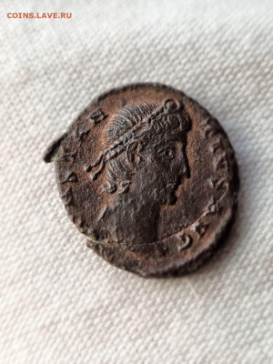 Римская Империя Нуммий 337-361 г. Констанций 2 Бронза до 24. - 5362088656002740727