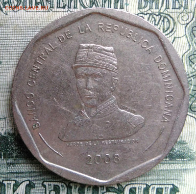 Доминикана 25 песо 2008 года до 20.10.2025 - IMG_20251015_204045