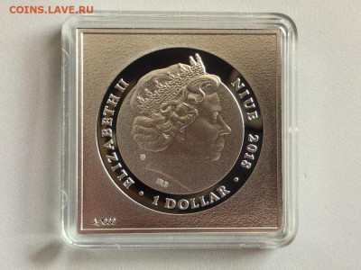 1доллар 2018 Ниуэ. Ангел, играющий на лютне, Ag999, до 28.10 - Ю Ангелы Лютень-3