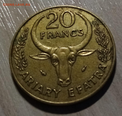 Мадагаскар 20 франков 1987 г до 30.10 - мад2