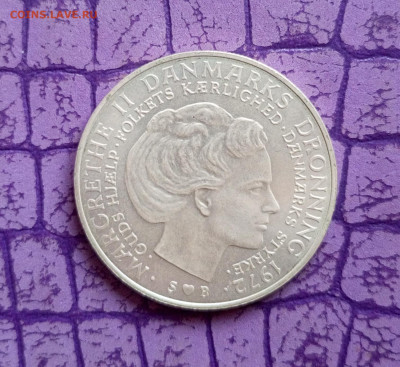 Дания. 10 крон. 1972г.Смерть Фредерика 9.До 28.10.22:00 - 1761187366436
