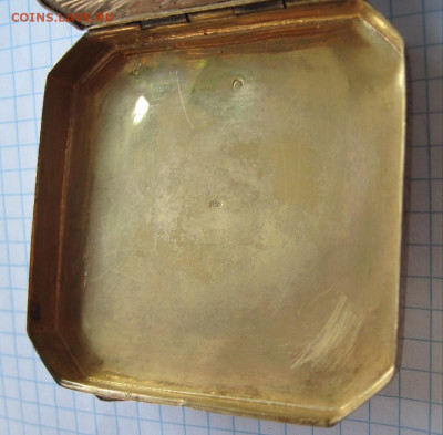 Пудреница с эмалью - П11