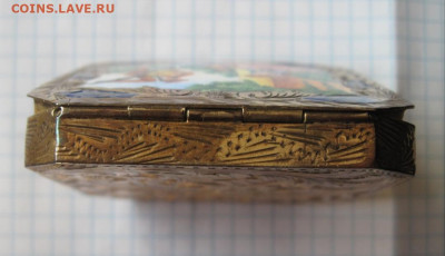 Пудреница с эмалью - П07