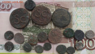 24 уставших античных медных монеты - 6