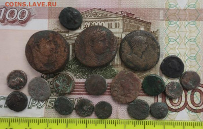 24 уставших античных медных монеты - 4