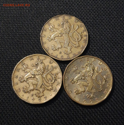 ЧЕХИЯ 20 КРОН 1993 1997 1998 года 3 монеты в лоте До 14.11 - 20251018_224321