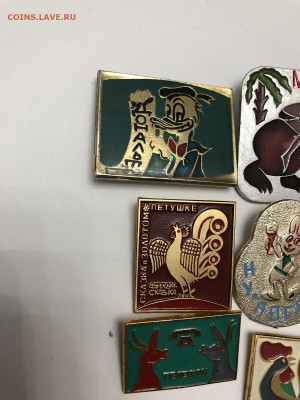 Значки ( мультфильмы) 16 шт - 12