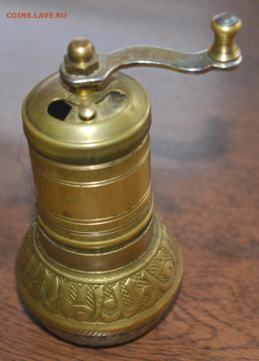 Бронзовая восточная кофемолка - DSC_0350.JPG