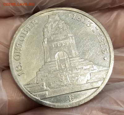 Саксония 3 марки 1913 "обелиск" - Screenshot_2025-11-23-14-10-35-888_com.vkontakte.android-edit