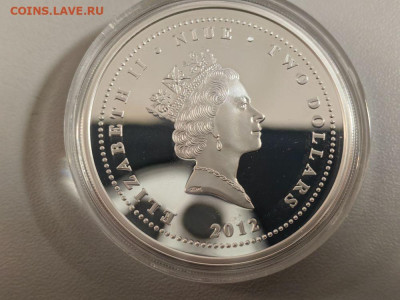 2дол 2012 Ниуэ-Анна Геддес Девочка на пионе, Ag999, до 04.12 - Э Анна Геддес Девочка-3