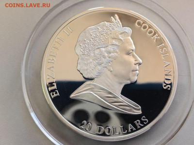 О-ва Кука 20дол 2010 Мужчина в золотом шлеме Рембрандт Ag999 - Х 2010 Шлем коробка-3