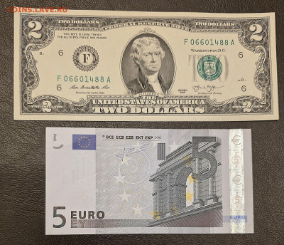 Две штуки. 5 евро и 2 доллара без обращения. - 20251207_154938