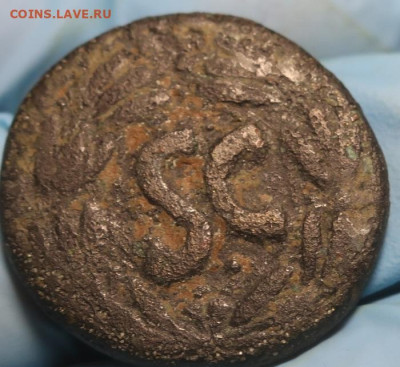 Император, похожий на Лиама Нисона - 4