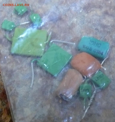 Большой лот серебро-злато содержащих радиодеталей - чуть чуть км.JPG