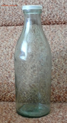 Бутылка молочная 1973г. 1 литр с крышкой - бутылка молочная 1 литр 1973 1.JPG