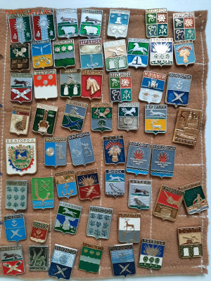 Значки различные ассорти 2 - фикс 15 руб - 23-12-25 - 20251220_115012