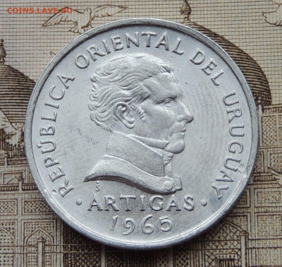 Уругвай 20 сентесимо 1965 №3 до 28.12.2025 - Уругвай 20 сентесимо 65.3 .JPG
