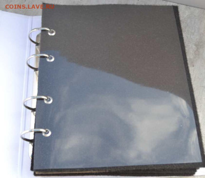 Альбом на кольцах с листами для значков - Значки с лист.-2