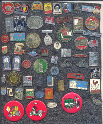 Значки разные около 500шт одним лотом - 2_60