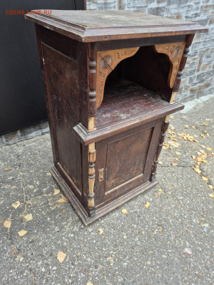 Старая резная тумбочка из натурального дерева. до 20.01. - 20250911_175725