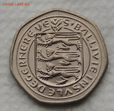 Гернси 20 пенсов 1982 до 1.02.2026 - Гернси 20 пенсов 82 .JPG