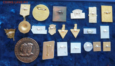 Значки по теме: "ВЛКСМ" - 20 штук. - P1340990.JPG