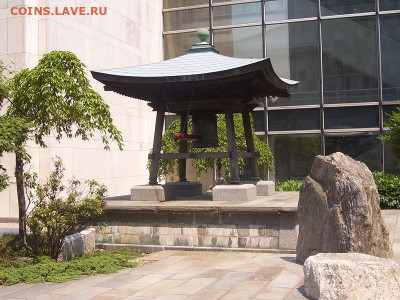 ЗАНИМАТЕЛЬНАЯ НУМИЗМАТИКА - Japanese_Peace_Bell_of_United_Nations