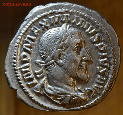 Необычный денарий Максимина Фракийца. Атрибуция - photo_2026-02-23_01-13-04 (5)