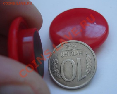 10 РУБ. 1993 ЛМД немагнитная до 21.03.22-00 - Немагнитность2.JPG